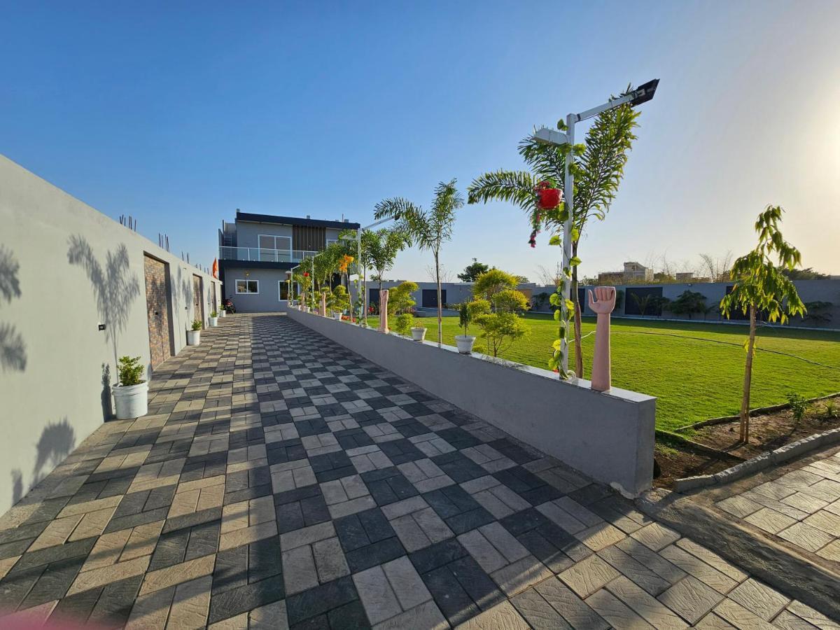 Shree Ambe Farmhouse Villa Ujjain Exterior photo