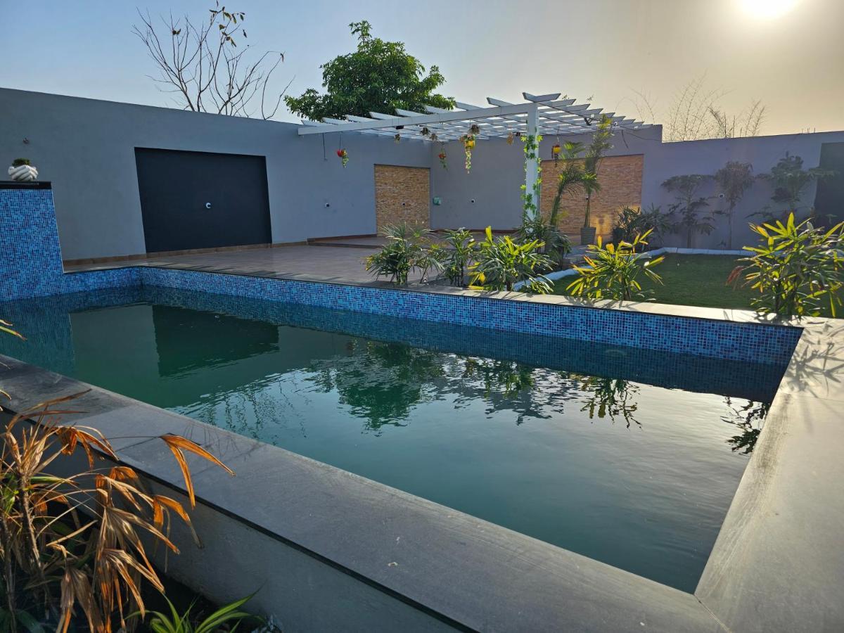 Shree Ambe Farmhouse Villa Ujjain Exterior photo