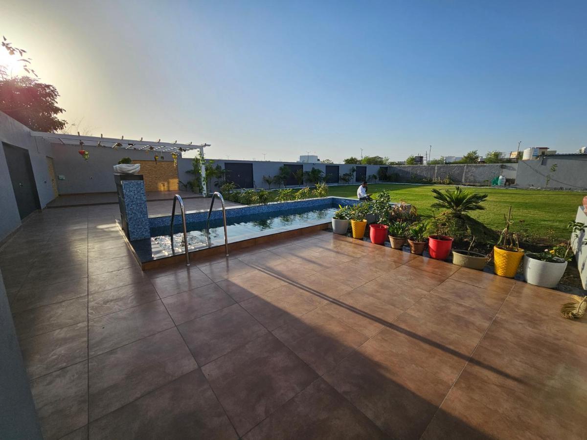 Shree Ambe Farmhouse Villa Ujjain Exterior photo